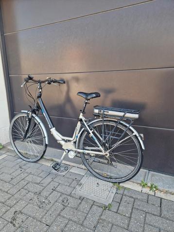 elektrische fiets netbike in prefecte staat met lader beschikbaar voor biedingen