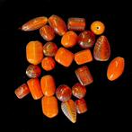 Kralen Indisch glas rood en zwart, Hobby en Vrije tijd, Kralen en Sieraden maken, Ophalen of Verzenden, Nieuw, Kraal