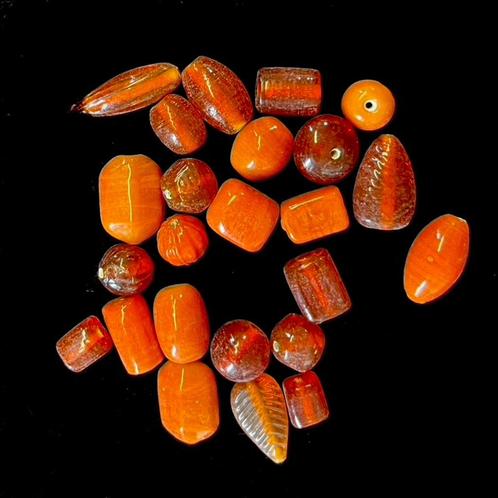 Kralen Indisch glas rood en zwart, Hobby en Vrije tijd, Kralen en Sieraden maken, Nieuw, Kraal, Ophalen of Verzenden