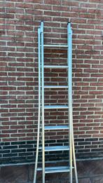 Ladder 2x 7 treden in aluminium, Ophalen, Zo goed als nieuw, Ladder, Opvouwbaar of Inschuifbaar