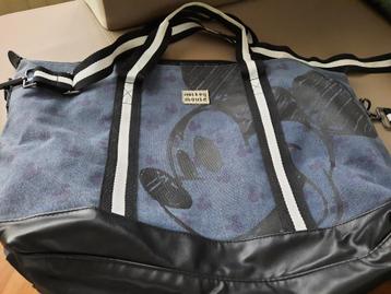mickey mouse weekendtas kleur marineblauw beschikbaar voor biedingen