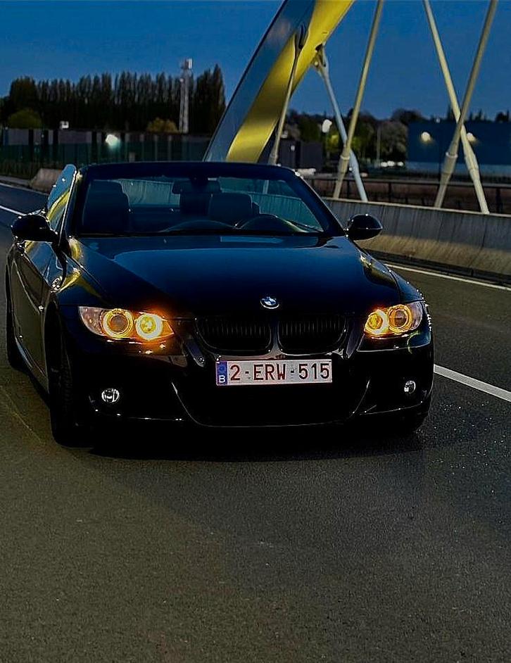 BMW E93. 330d, Autos, BMW, Particulier, Sièges chauffants, Électrique, Automatique, Enlèvement