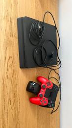 Playstation 4 met 2 controllers, Ophalen, Gebruikt, 500 GB, Met 2 controllers