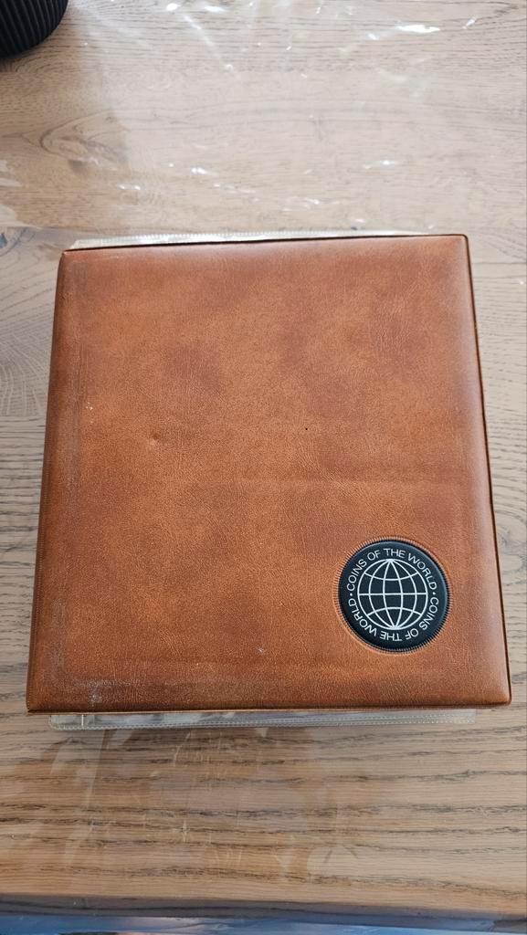 Lot de 492 pièces de collection - Monde Entier, Postzegels en Munten, Munten en Bankbiljetten | Verzamelingen, Ophalen of Verzenden