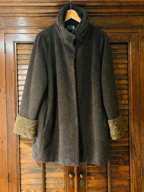 Warme donkerbruine mantel River Woods 44, Kleding | Dames, Jassen | Winter, Zo goed als nieuw, Maat 42/44 (L), Ophalen of Verzenden