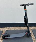 SEGWAY NINEBOT KICKSCOOTER ES4, Fietsen en Brommers, Ophalen, Zo goed als nieuw