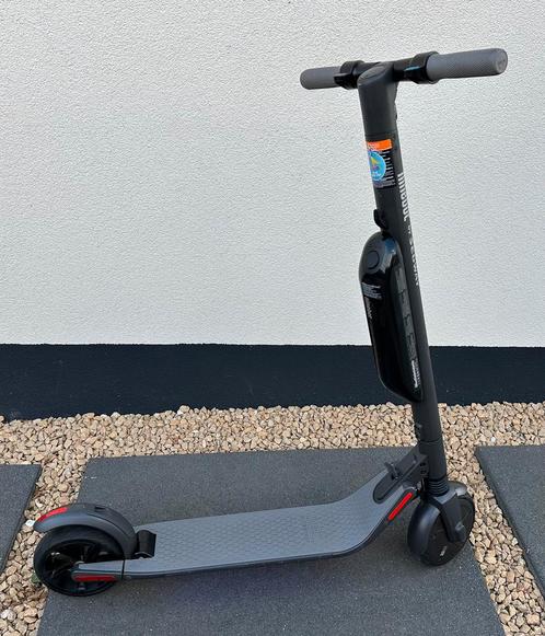 SEGWAY NINEBOT KICKSCOOTER ES4, Fietsen en Brommers, Steps, Zo goed als nieuw, Ophalen
