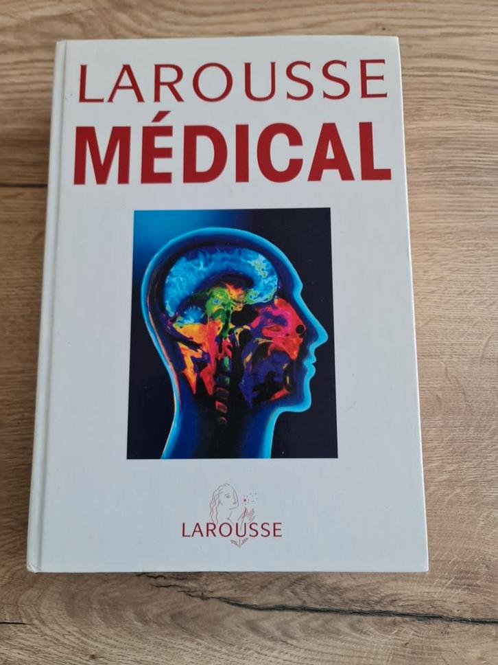 Boek : médical / larousse, Boeken, Taal | Frans, Zo goed als nieuw, Ophalen of Verzenden