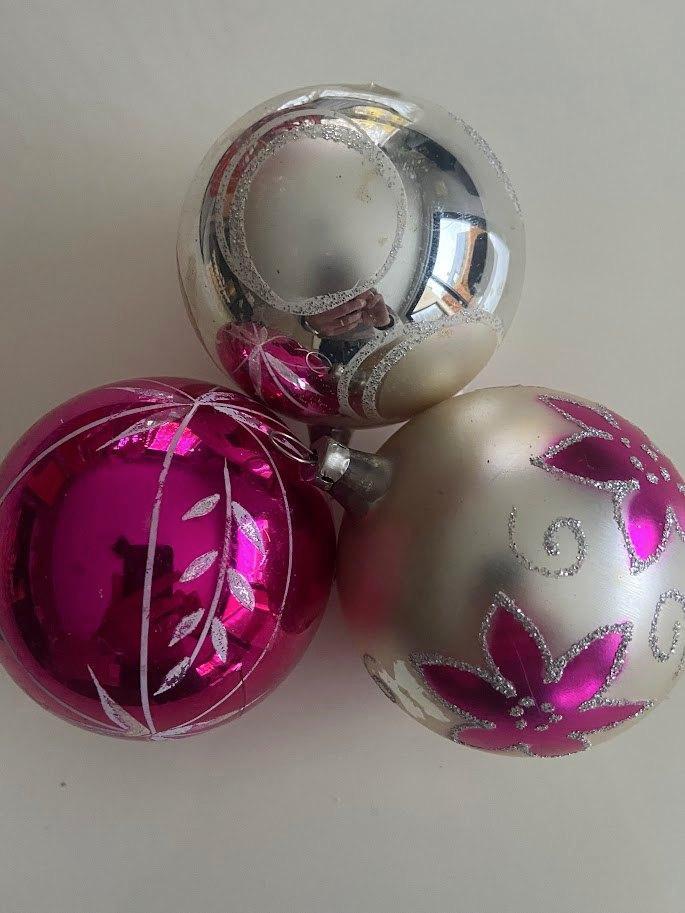 3 antieke glazen vintage kerstballen uit de jaren '60, Diversen, Kerst, Zo goed als nieuw, Ophalen