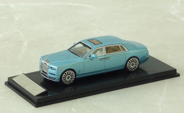 schaal 1-64 2017 Rolls-Royce Phantom VIII Extended Wheelbase, Hobby en Vrije tijd, Modelauto's | Overige schalen, Nieuw, Auto