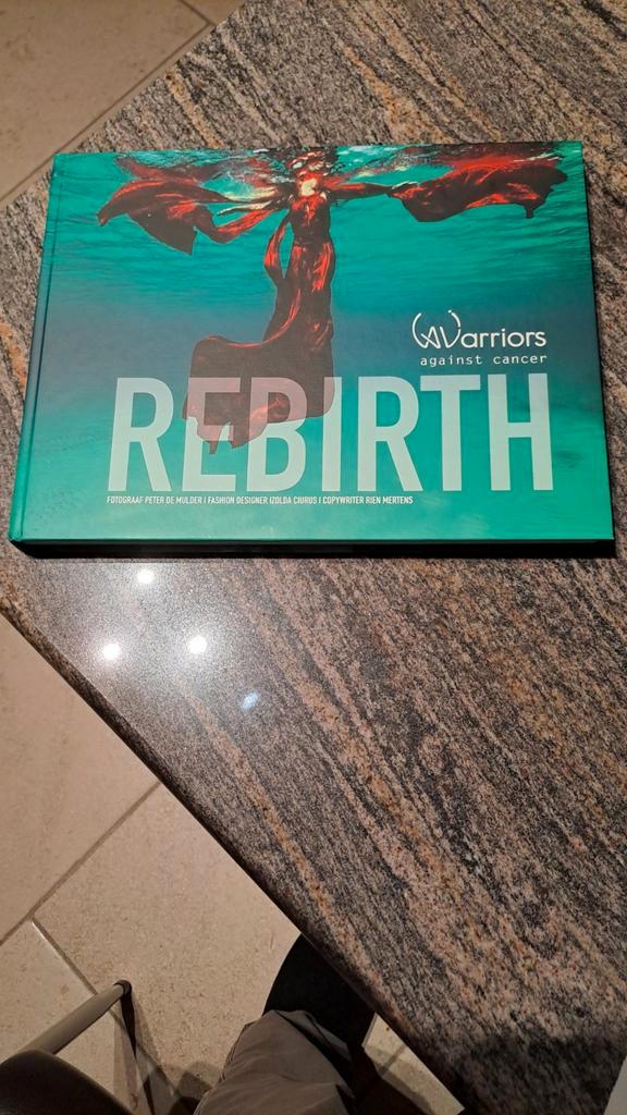 Boek 'Warriors against cancer' (in het Nederlands), Boeken, Esoterie en Spiritualiteit, Ophalen