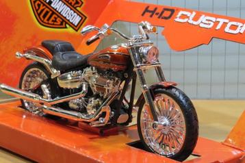 Harley Davidson FXSBSE CVO Breakout 2014 1:12 32327   beschikbaar voor biedingen