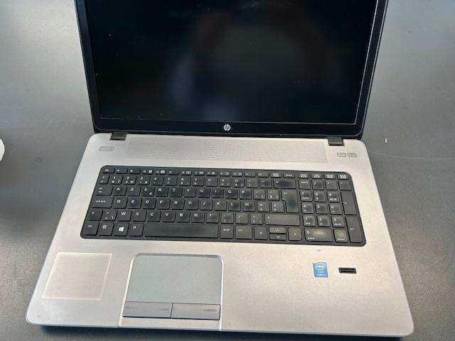 ** HP Probook - I7 - 256gb - 8 gb **, Informatique & Logiciels, Ordinateurs portables Windows, Utilisé, 17 pouces ou plus, HDD