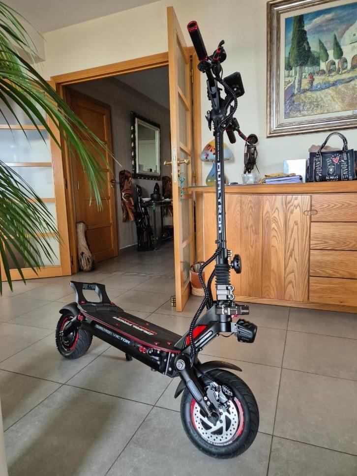 Dualtron Victor Luxury Plus, Fietsen en Brommers, Steps, Zo goed als nieuw, Elektrische step (E-scooter), Ophalen