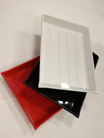 ontwikkelschalen 50x70cm beschikbaar voor biedingen