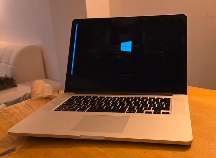 Macbook pro retina a1398 defect scherm zonder oplader, Informatique & Logiciels, Apple Macbooks, MacBook, Enlèvement ou Envoi