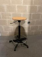 Industriële kruk, Huis en Inrichting, Krukjes, Ophalen, In hoogte verstelbaar, Gebruikt, Hout