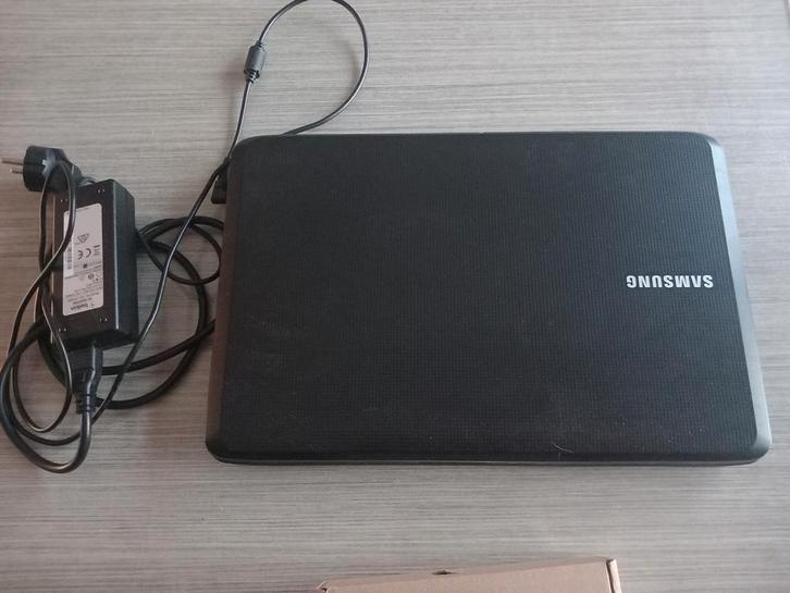 Samsung, Computers en Software, Windows Laptops, Ophalen of Verzenden