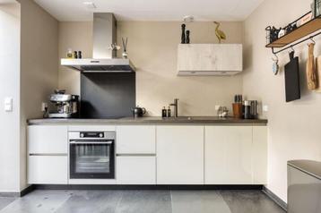 GREEPLOOS RECHTE KEUKEN VAN 3 METER + APPARATUUR  beschikbaar voor biedingen