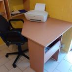 Bureau en stoel., Ophalen, Bureau