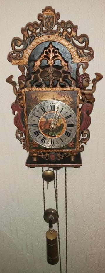 HORLOGE DE CHAISE