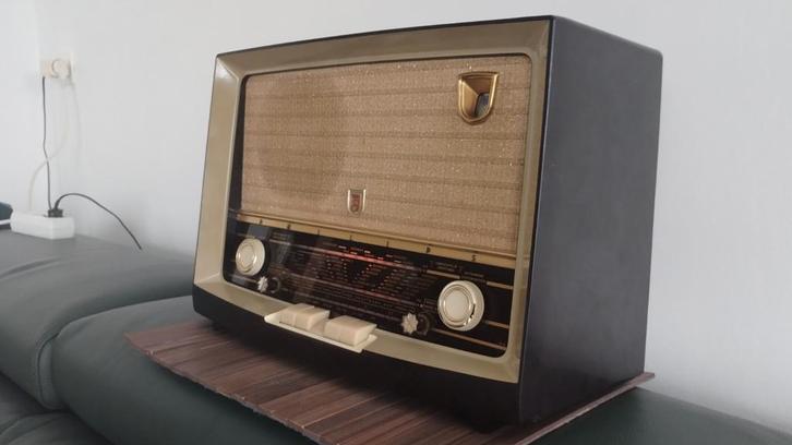 Buizenradio philips B4X72A, Antiek en Kunst, Antiek | Tv's en Audio, Ophalen