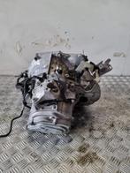 VERSNELLINGSBAK Opel Corsa F (UB / UP) (01-2019/-) (20v256), Opel, Gebruikt