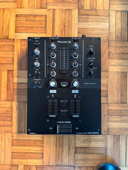 Pioneer DJM-250MK2 DJ Mixer, Muziek en Instrumenten, Mengpanelen, Zo goed als nieuw, Ophalen of Verzenden