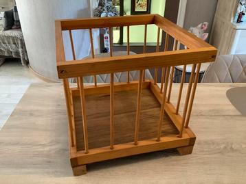 Vintage houten poppen park (40x40 cm) beschikbaar voor biedingen