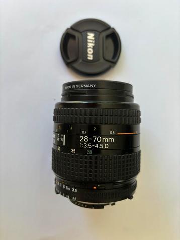 Nikon 28-70mm AF Nikkor f/3.5-4.5 D-lens - Zeer goede staat beschikbaar voor biedingen