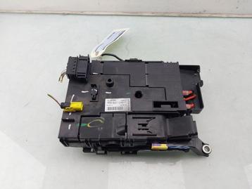 ZEKERINGKAST Volkswagen Touareg (7PA / PH) (|7P0937548F|) beschikbaar voor biedingen