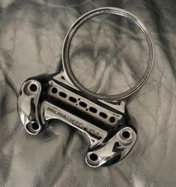 Glanzend zwarte snelheidsmeterhouder voor Harley Sportster beschikbaar voor biedingen