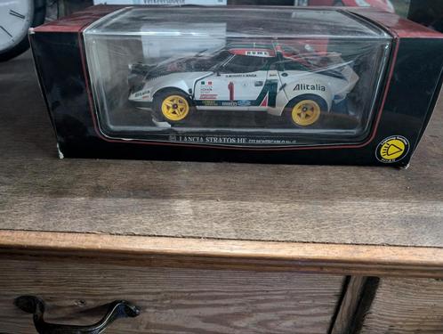 Lancia stratos kyosho édition avec éclairage d origine rare, Hobby en Vrije tijd, Modelauto's | 1:18, Zo goed als nieuw, Kyosho