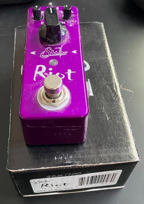 Suhr Riot Mini, Musique & Instruments, Effets, Comme neuf, Distortion, Overdrive ou Fuzz, Enlèvement ou Envoi