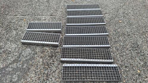 INOX traptreden RVS trappen # maasrooster met anti-sliprand, Doe-het-zelf en Bouw, Ladders en Trappen, Zo goed als nieuw, Ophalen
