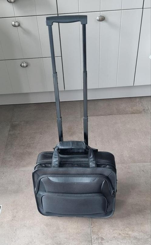 Zwarte boekentas/laptoptas met uitschuifbare trolley!, Bijoux, Sacs & Beauté, Valises, Comme neuf, Enlèvement ou Envoi