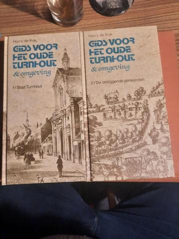 2 x gids voor het Oude Turnhout - en omgeving NIEUWSTAAT beschikbaar voor biedingen