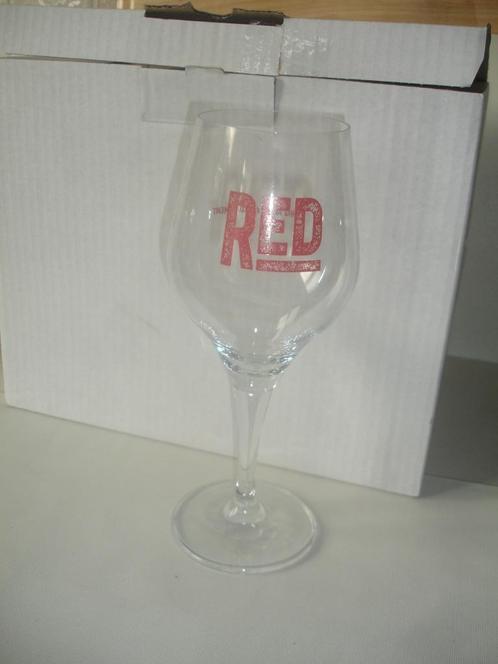 Bierglas Red by Petrus, brij. De Brabandere, Verzamelen, Biermerken, Nieuw, Glas of Glazen, Overige merken, Ophalen of Verzenden