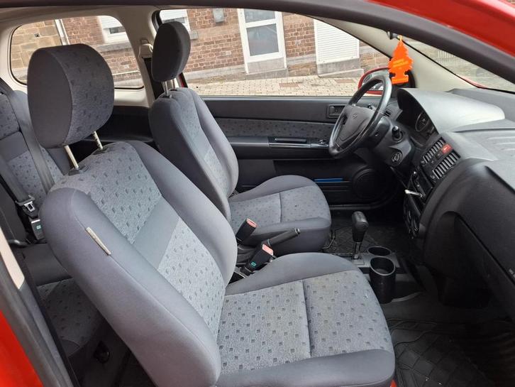 Ik verkoop mijn Hyundai Getz-auto in zeer goede staat, Auto's, Hyundai, Getz, ABS, Benzine, Berline, 3 deurs, Automaat, Rood, Grijs