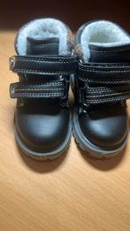Petit bottes pour enfants taille 20, Enfants & Bébés, Garçon, Chaussea, Enlèvement, Bottines
