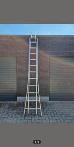 Puntladder 5.40 meter, Doe-het-zelf en Bouw, Ophalen, Gebruikt, Ladder, Opvouwbaar of Inschuifbaar