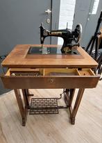 Mooie oude L.BARATO naaimachine, Ophalen