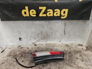 Achterlicht links van een Suzuki Ignis beschikbaar voor biedingen