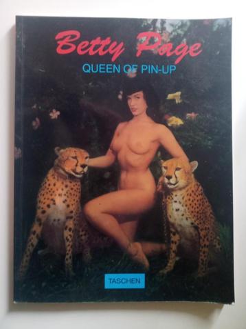 Betty Page Queen of Pin-Up USA 1950 Drietalige SM beschikbaar voor biedingen