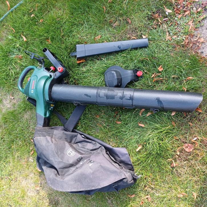 Bosch tidy garden 2300v zuigen hakselaar en blazen!, Tuin en Terras, Bladblazers, Zo goed als nieuw, Ophalen of Verzenden