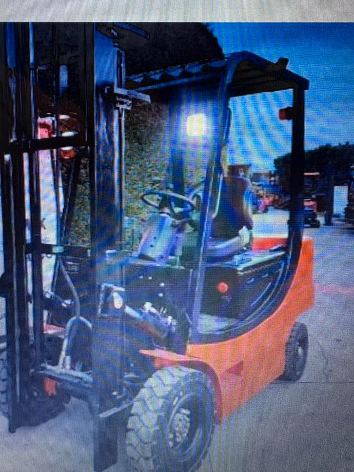 CHARIOT ÉLÉVATEUR ÉLECTRIQUE NEUF TRIPLE MÂT 4.5 M, Bricolage & Construction, Outillage | Autres Machines, Neuf, Enlèvement ou Envoi