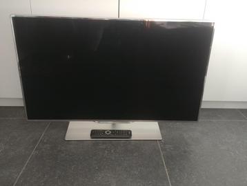 40" Philips TV te herstellen of voor onderdelen beschikbaar voor biedingen
