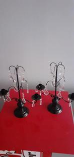 Ensemble de chandeliers, Enlèvement