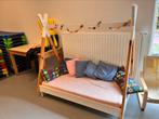 Tipi bed kleuterklas boekenhoek, Kinderen en Baby's, Ophalen, Gebruikt, 100 cm of meer, Minder dan 140 cm