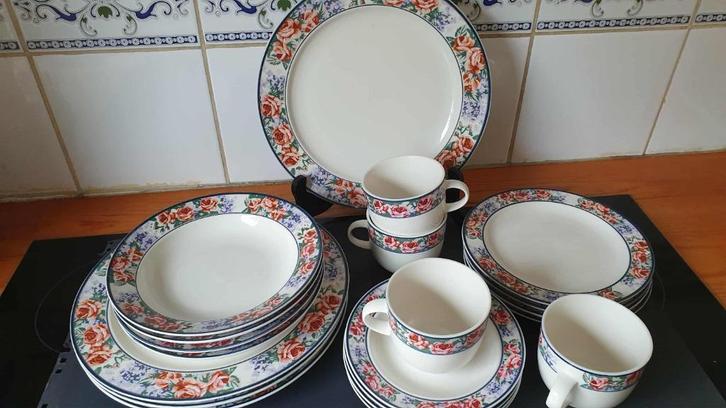 TIENSHAN VINTAGE SERVIES (20 STUKS/4 PERSONEN), Huis en Inrichting, Keuken | Servies, Zo goed als nieuw, Compleet servies, Ophalen of Verzenden